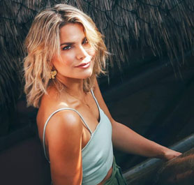 Adriana LucÃ­a