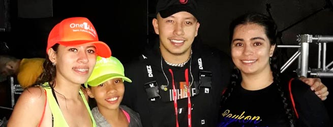 El Club de Fans de Reykon apoyan su carrera artística