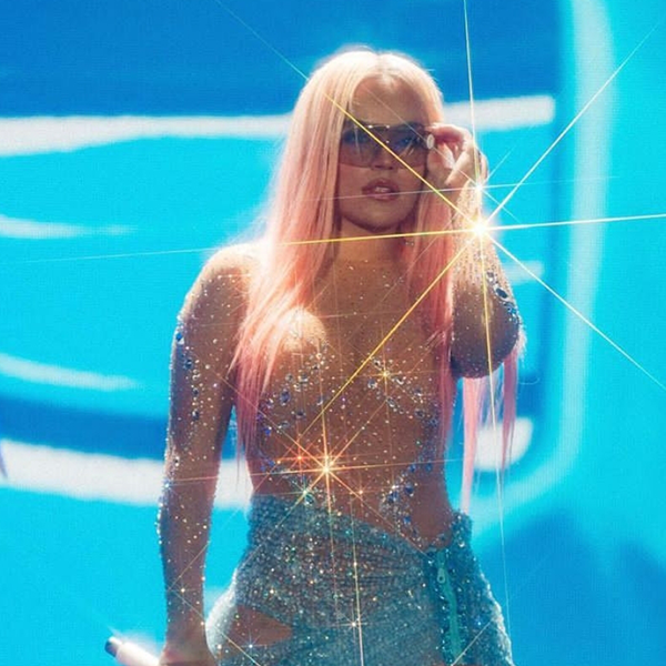 La locura de Karol G llega hoy a BogotÃ¡