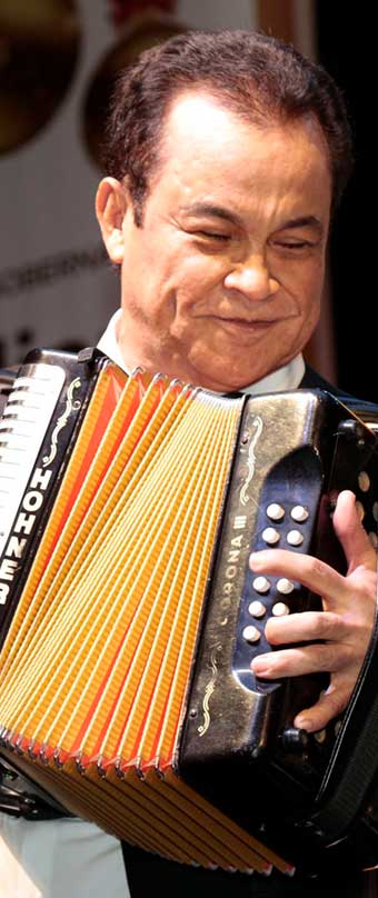 Alfredo Gutiérrez el artistas vallenato querido de Colombia.