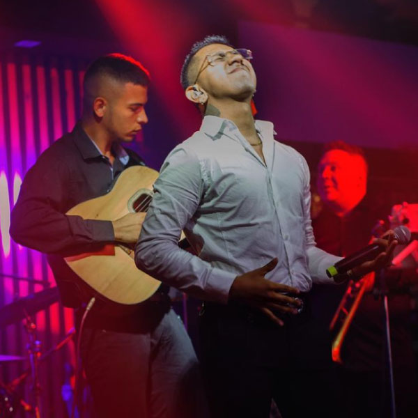 Daniel PeÃ±a prepara una nueva canciÃ³n junto a Alex Quin