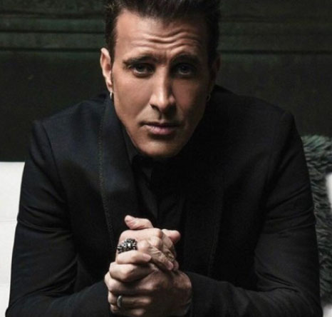 El lÃ­der de la banda Creed interpretarÃ¡ a Frank Sinatra.