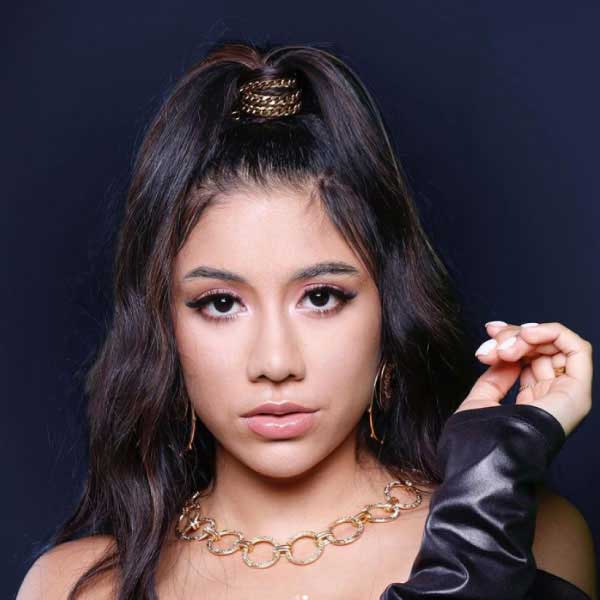 Greyvi llega a Colombia con su hit 