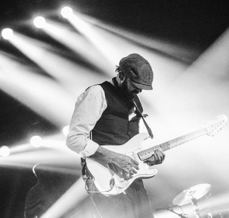 10 cosas que no conocÃ­as de la vida de Juan Luis Guerra.