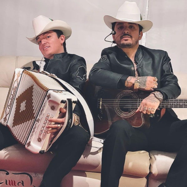 La gira de Los Dos Carnales en Colombia 