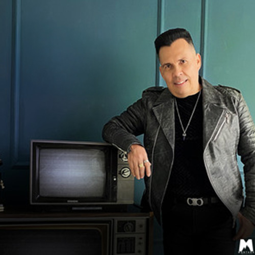 Olider Montana, un ídolo hecho a punta de papel y lápiz