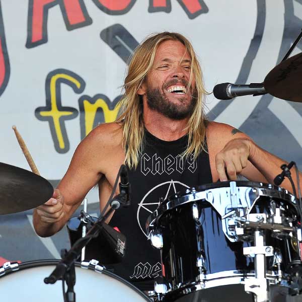 Muere Taylor Hawkins, el baterista de Foo Fighters, en BogotÃ¡