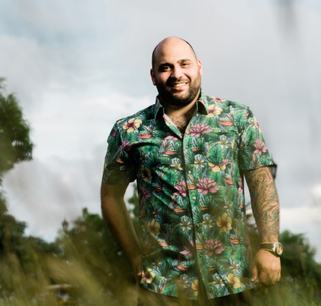 Omar Humberto compositor de la nueva generaciÃ³n de la salsa .
