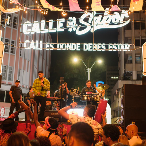 Moa Rivera debut&oacute; en Colombia con presentaciones en Cali y Medell&iacute;n