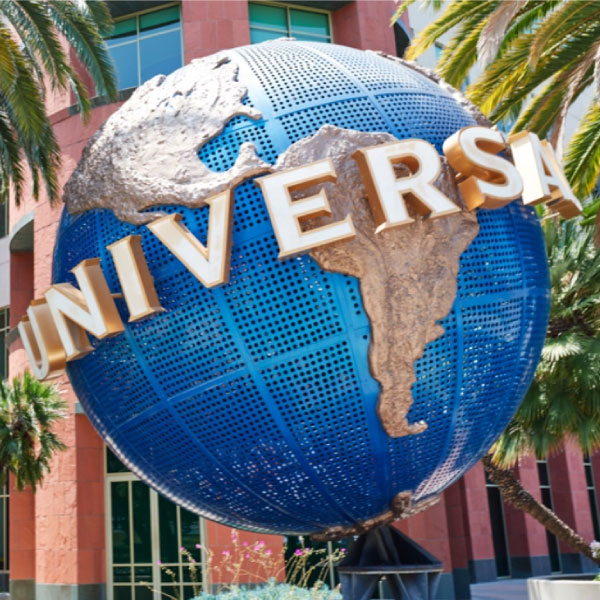 La disquera Universal suspende operaciones en Rusia