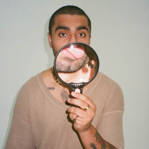 Danny Polo&colon; el enfermero que convierte la UCI en m&uacute;sica afrobeat