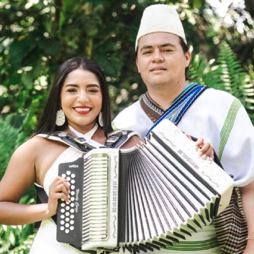 Kandimaku y Wendy Corzo ponen su sello a Por eso estoy aqu&iacute;