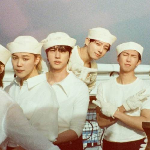 BTS vuelve y alcanza el n&uacute;mero 1 en Billboard 200 y Hot 100