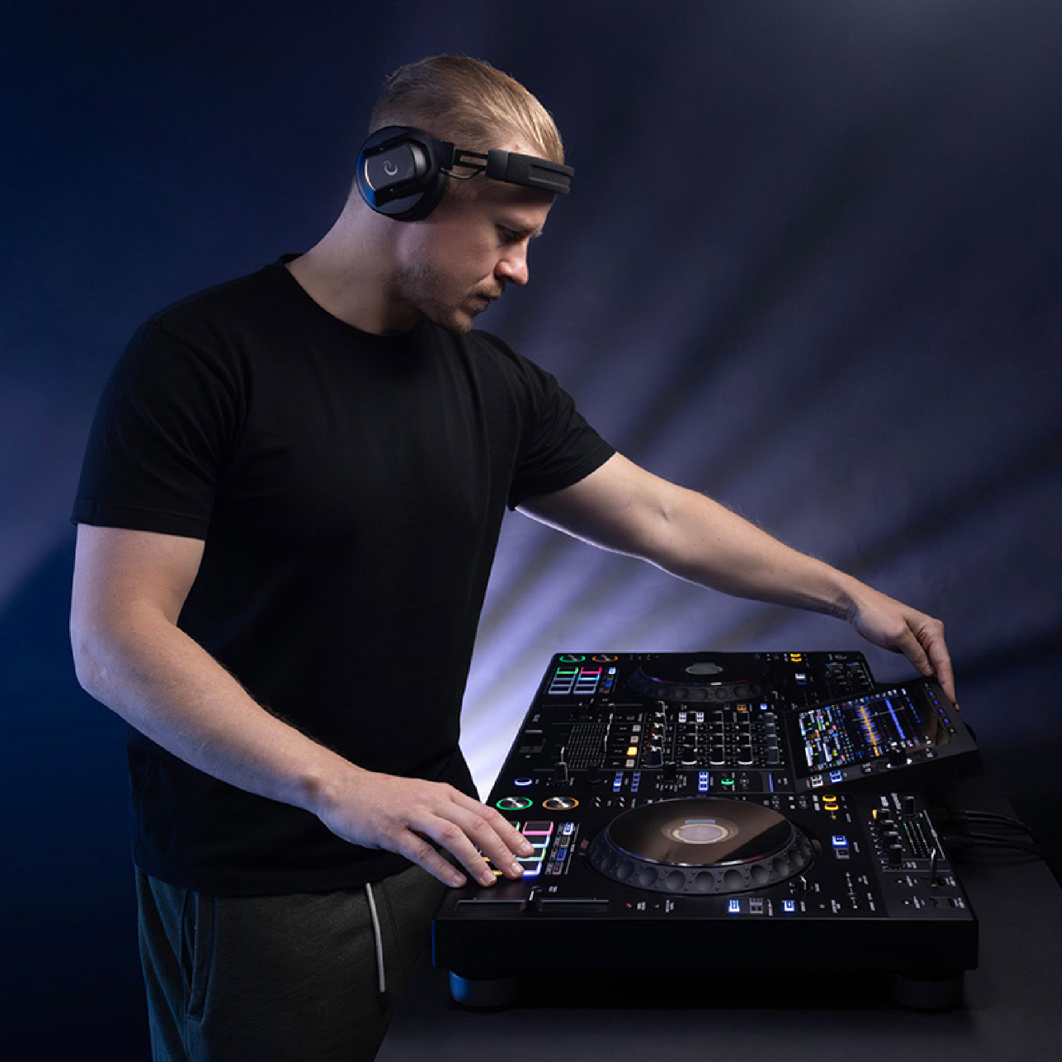  C&oacute;mo Cali convirti&oacute; al DJ de salsa en protagonista de una cultura musical &uacute;nica