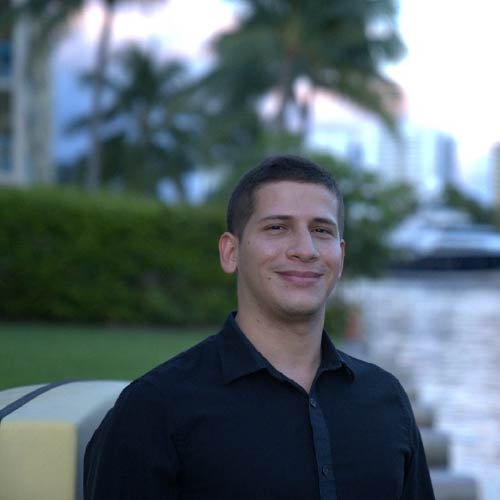 Miguel Jiménez: el productor que lleva el sonido del Caribe al mundo