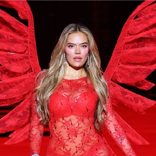 Karol G fue una de las grandes protagonistas del Victorias Secret Fashion Show 2025