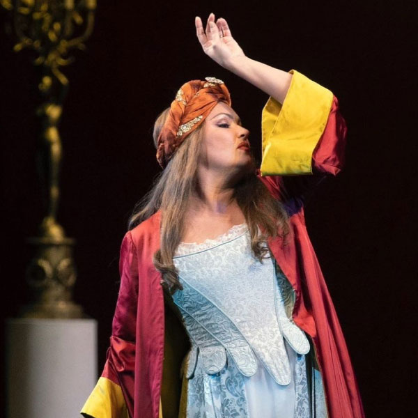 La cantante lÃ­rica, Anna Netrebko presenta su nuevo Ã¡lbum