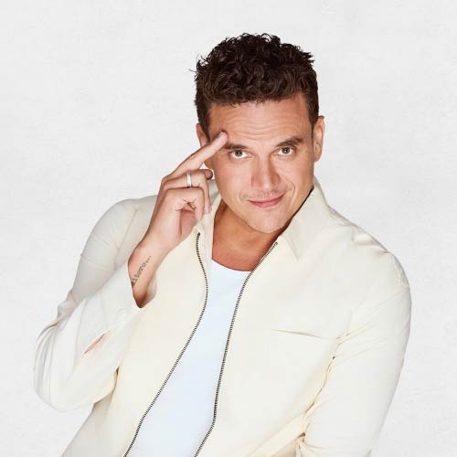 Silvestre Dangond impulsa la educaci&oacute;n musical con donaci&oacute;n a escuelas de Colombia